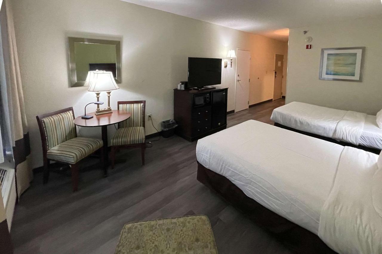 Comfort Inn Pinehurst - Southern Pines Exterior photo