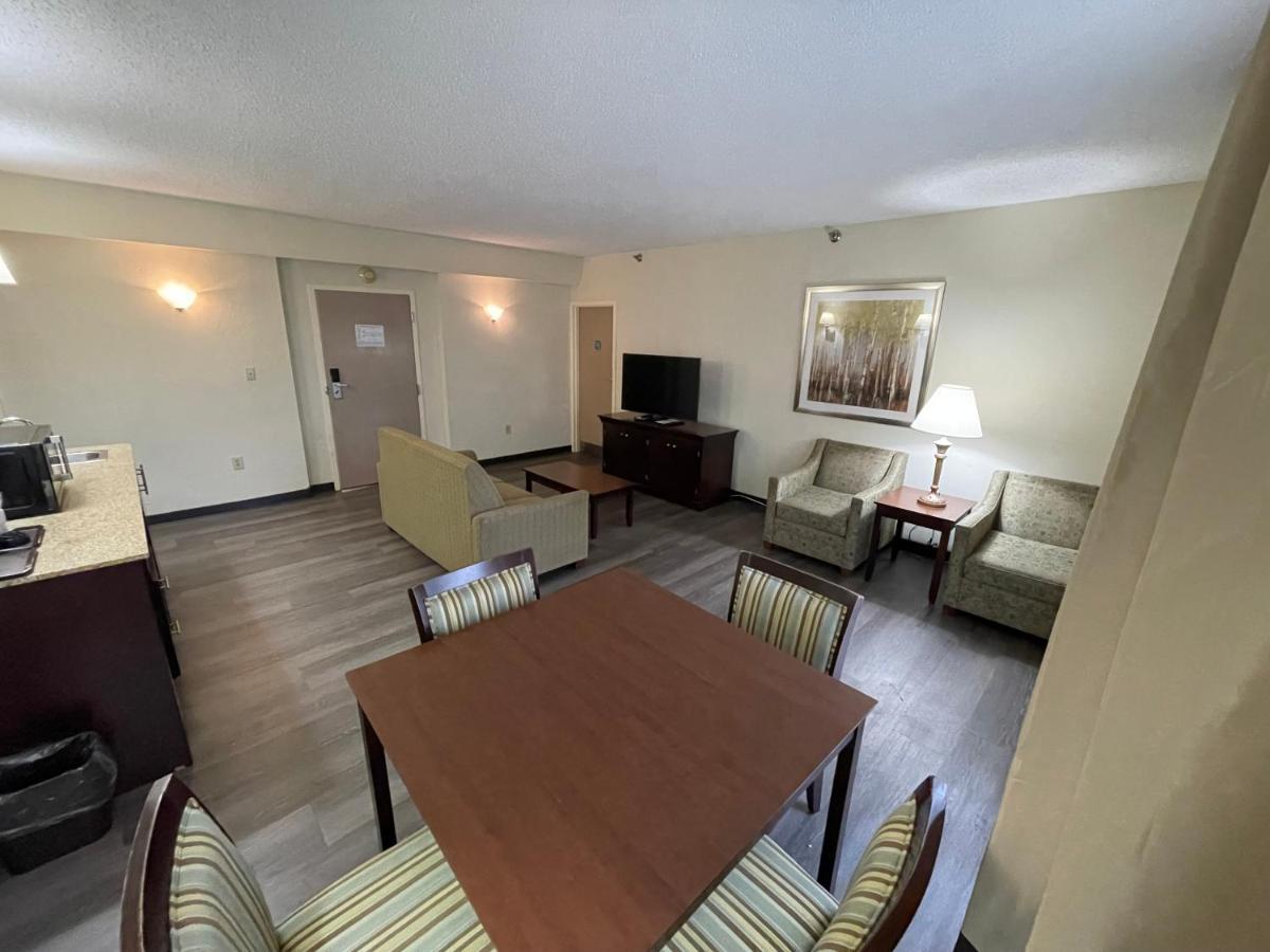 Comfort Inn Pinehurst - Southern Pines Exterior photo