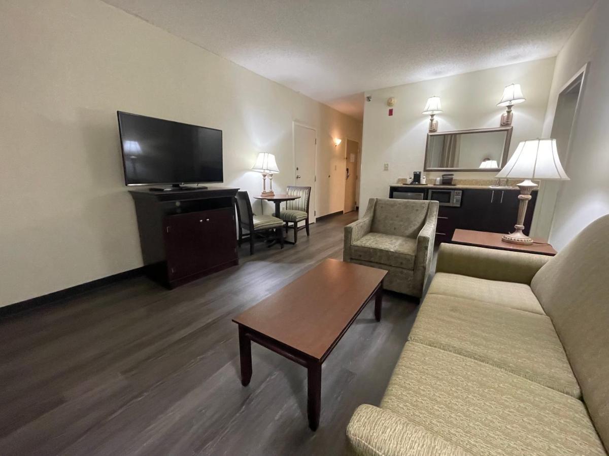 Comfort Inn Pinehurst - Southern Pines Exterior photo